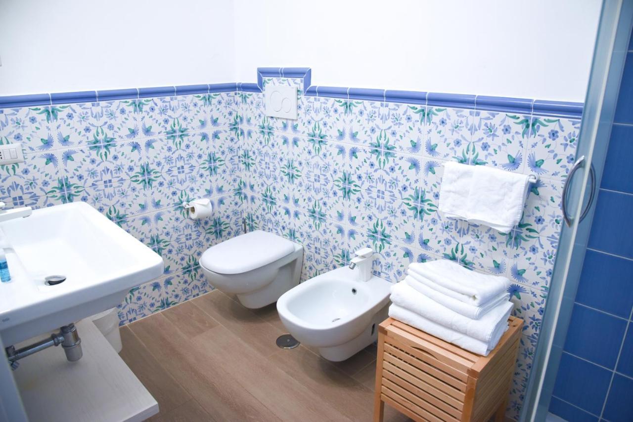 Bed And Breakfast Country Cottage Civitavecchia Bagian luar foto
